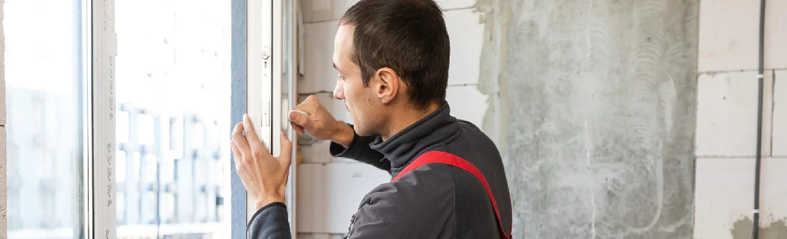 Emergency Cracked Windows Repair Services in Pinewood, FL
