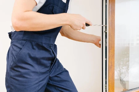 Commercial Glass Door Repair in Pinewood, FL
